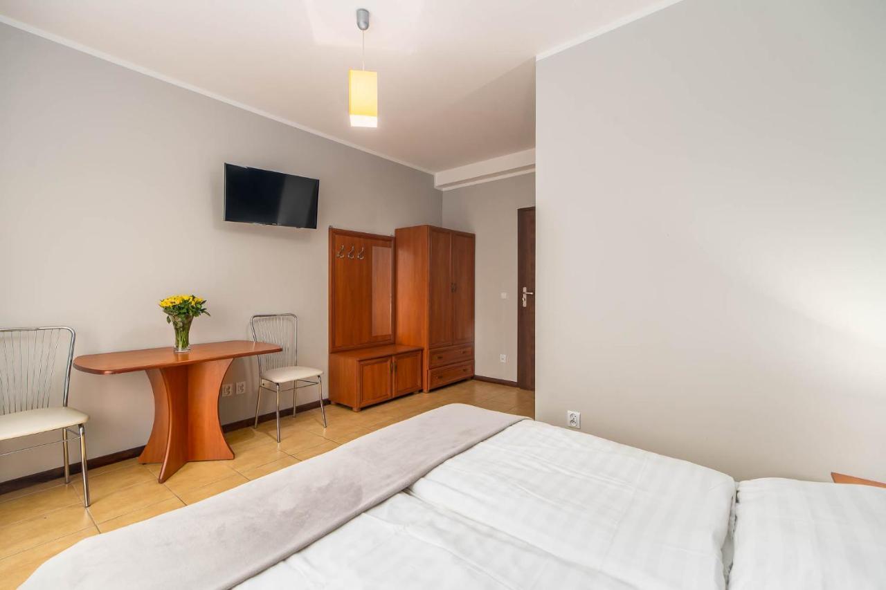 Awenturyn - Pokoje Apartamenty Noclegi Grzybowo Grzybowo  Eksteriør billede